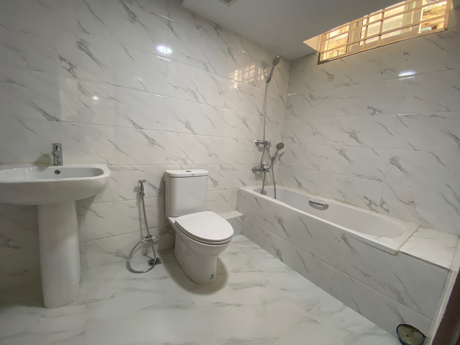 0-02-06-f512e0f314ad84034b5ade3c149c812cc5fd90db5a7dd110887a3c625f6f5aad_ad4d4449_1587613026